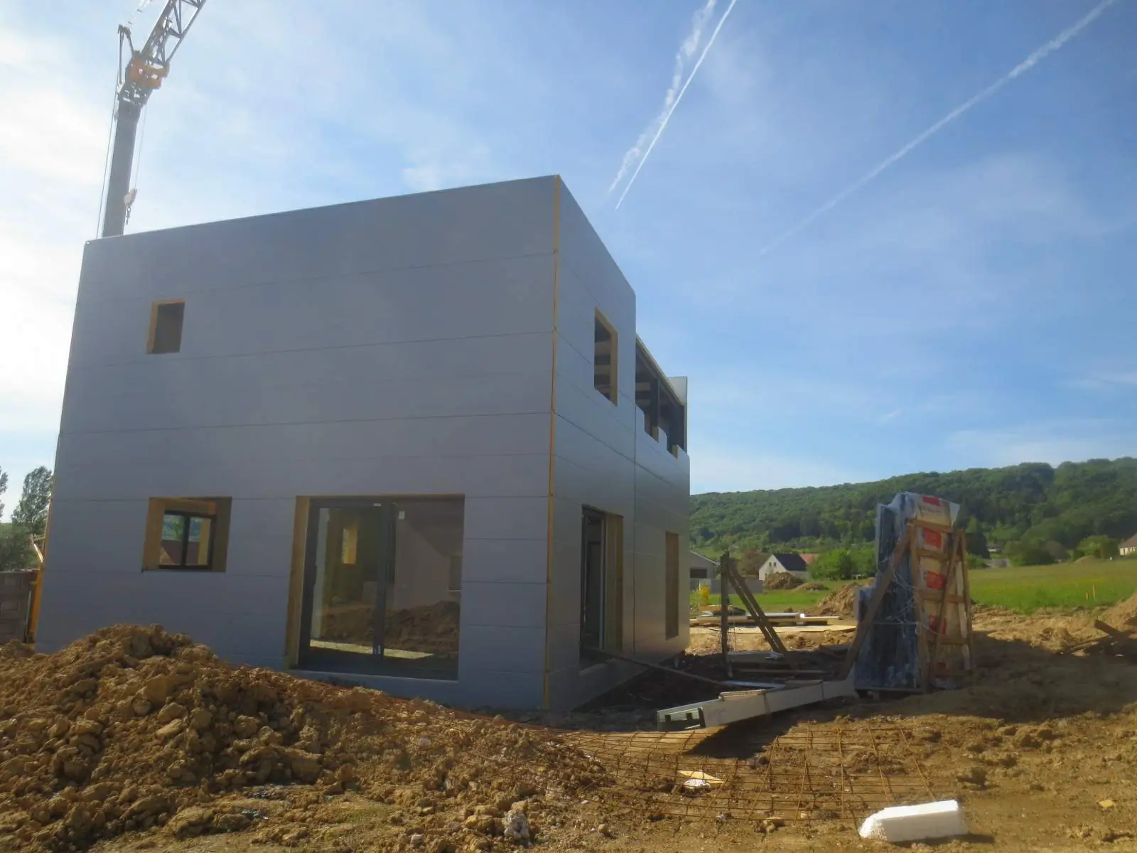 Small building being built from insulated sandwich panels